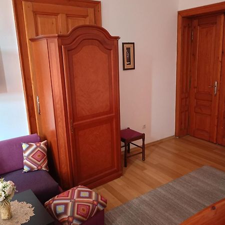 Apartment And Rooms"Tabasnice"Tuzla Centar Exterior photo